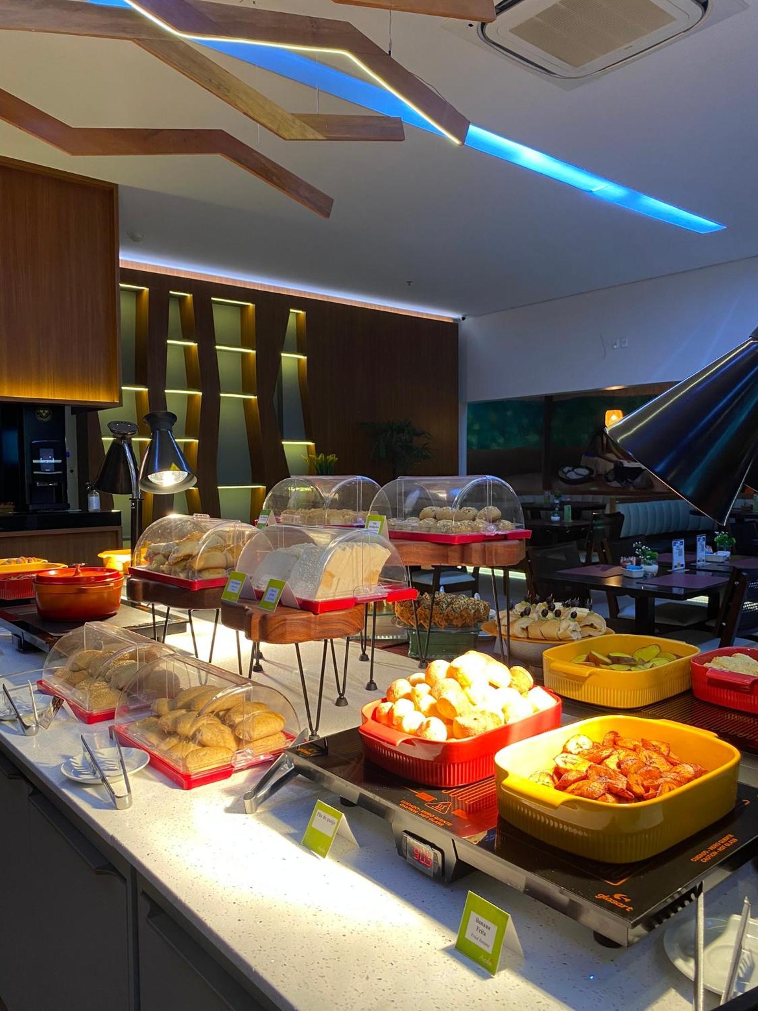 Quality Hotel Manaus Zewnętrze zdjęcie